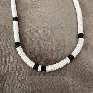 VTG Napili White Shell Beaded Necklace Hawaiian Beach Surfer Choker Barrel Clasp